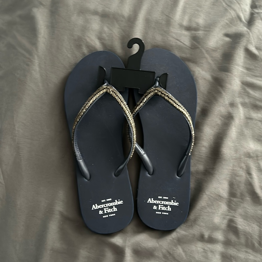 BRAND NEW ABERCROMBIE Flip Flop